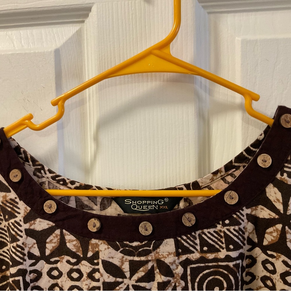 Geometric Patterned Brown Tunic - image 4